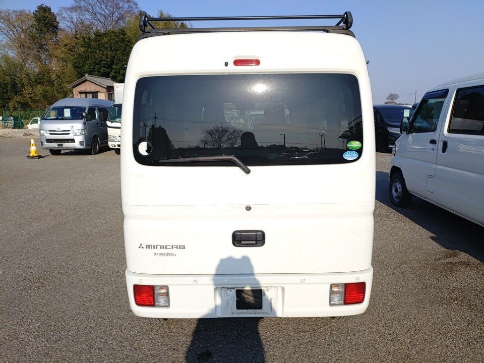 MITSUBISHI MINICAB