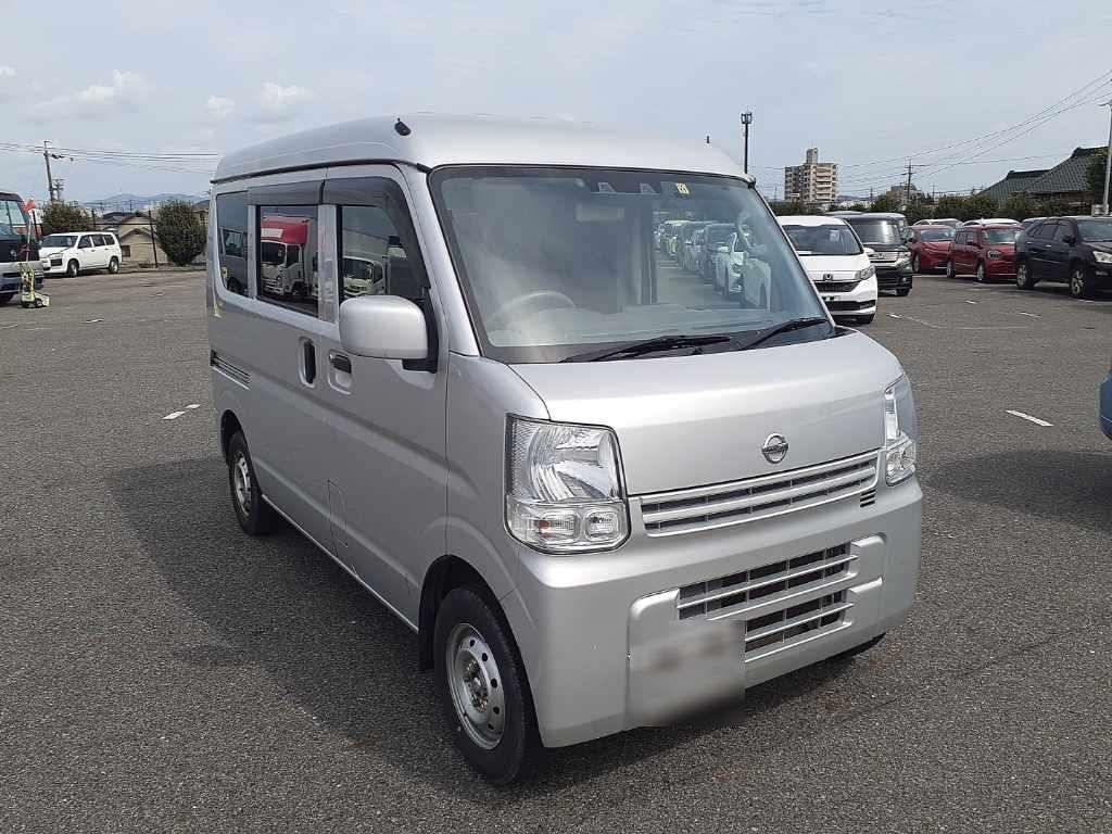 NISSAN NV100 CLIPPER