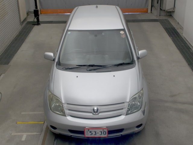 TOYOTA IST