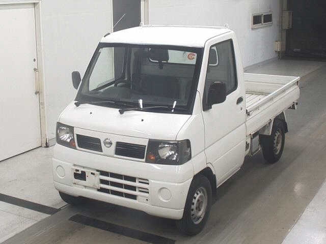 NISSAN CLIPPER