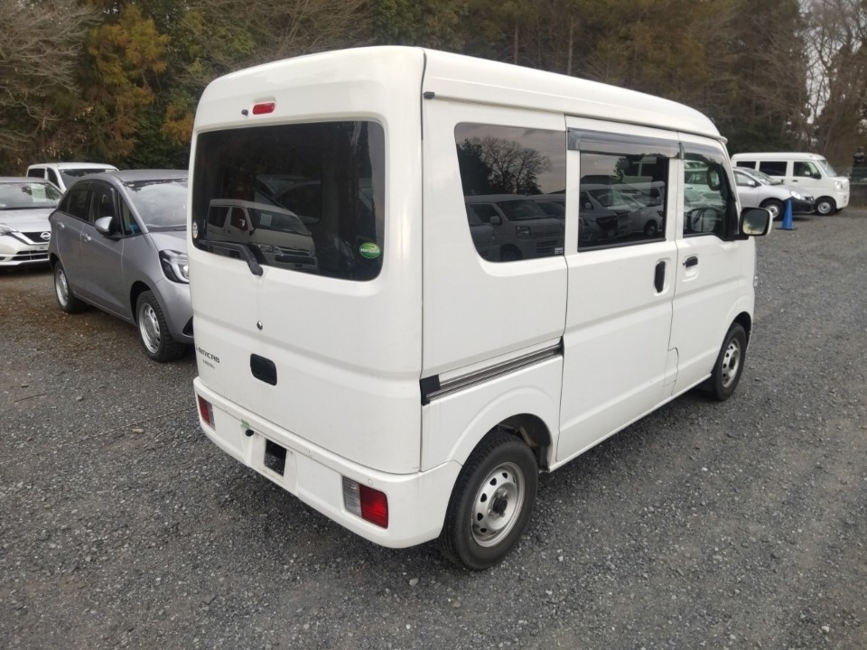 MITSUBISHI MINICAB