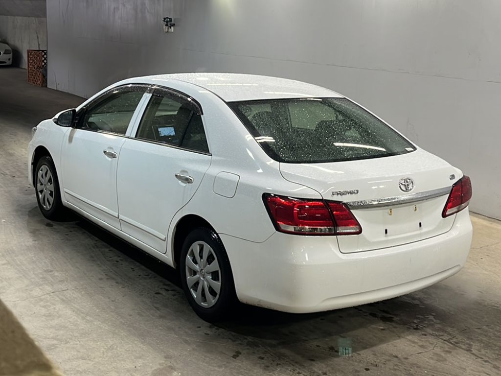 TOYOTA PREMIO