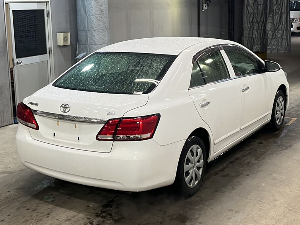 TOYOTA PREMIO