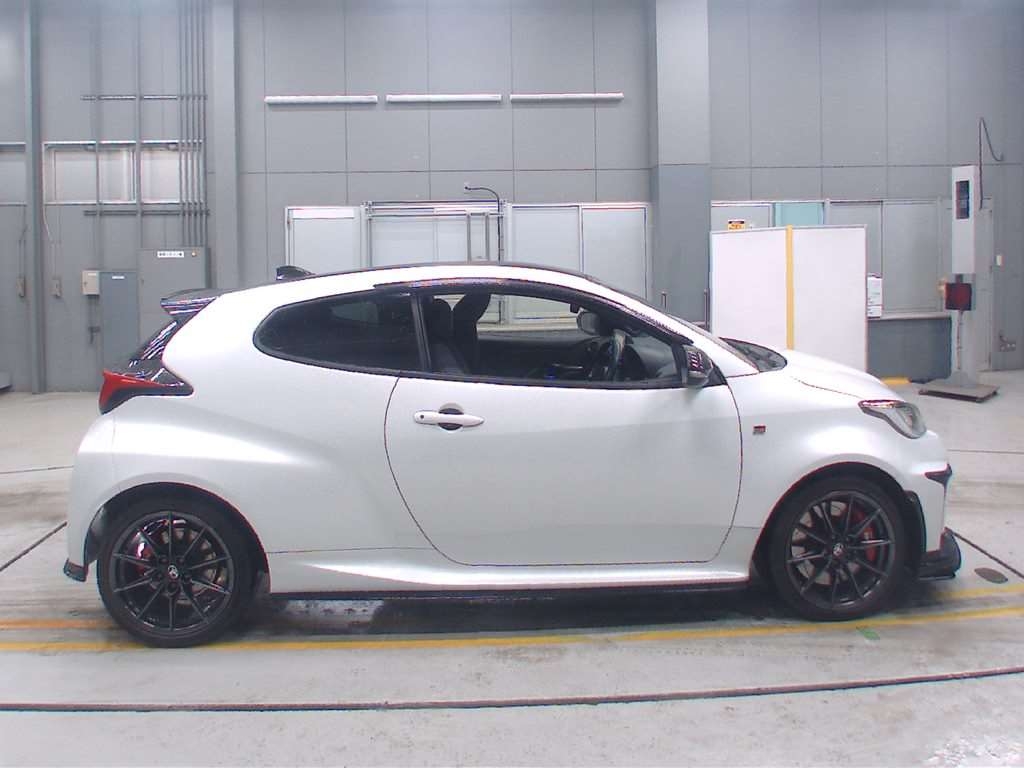 TOYOTA GR YARIS