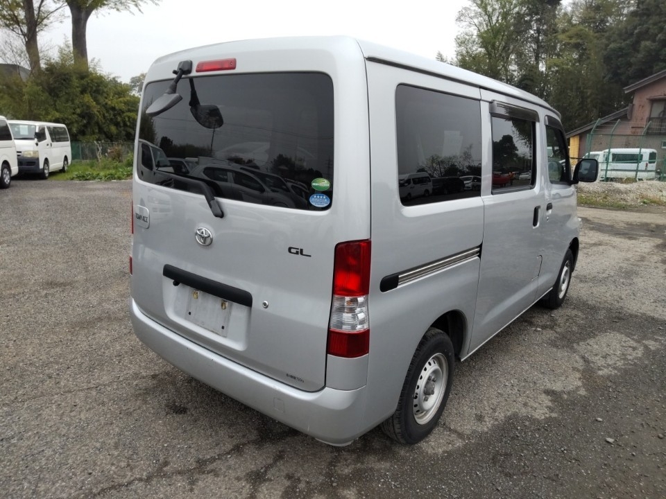 TOYOTA TOWN ACE