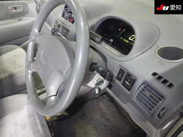 TOYOTA COROLLA SPACIO
