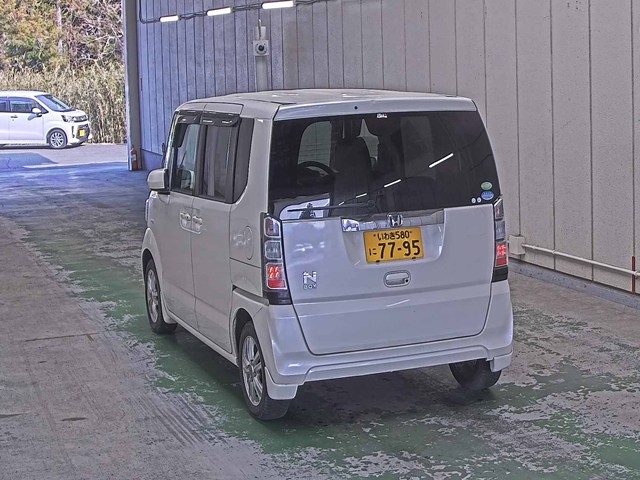 HONDA N-BOX+