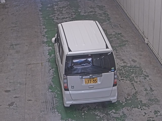 HONDA N-BOX+