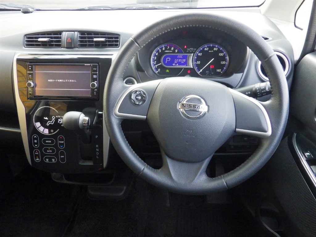 NISSAN DAYZ