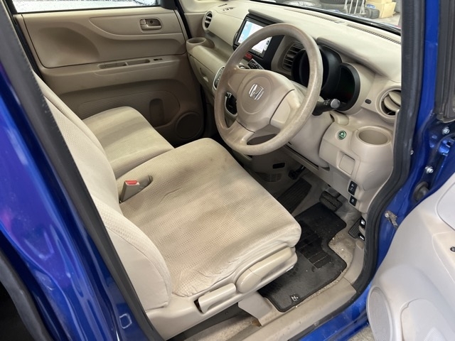 HONDA N-BOX+