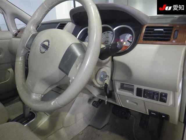 NISSAN TIIDA LATIO