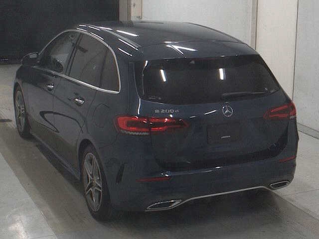 MERCEDES-BENZ B-CLASS