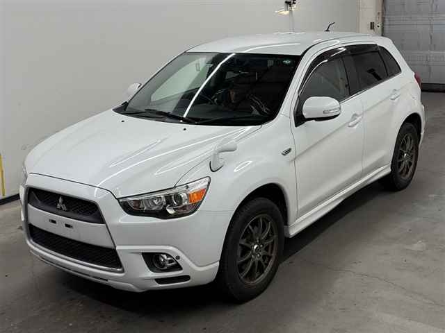 MITSUBISHI RVR