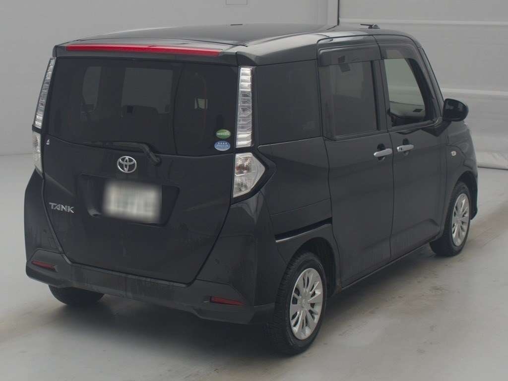 TOYOTA TANK