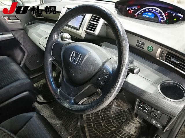 HONDA FREED SPIKE