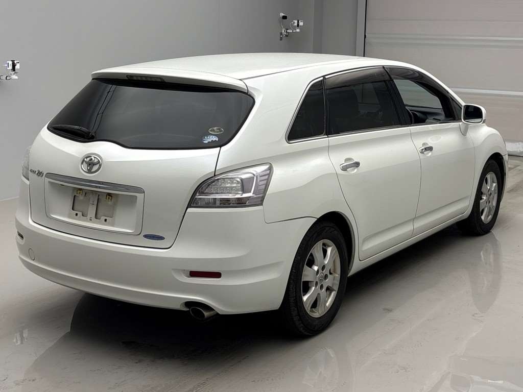 TOYOTA MARK X ZIO