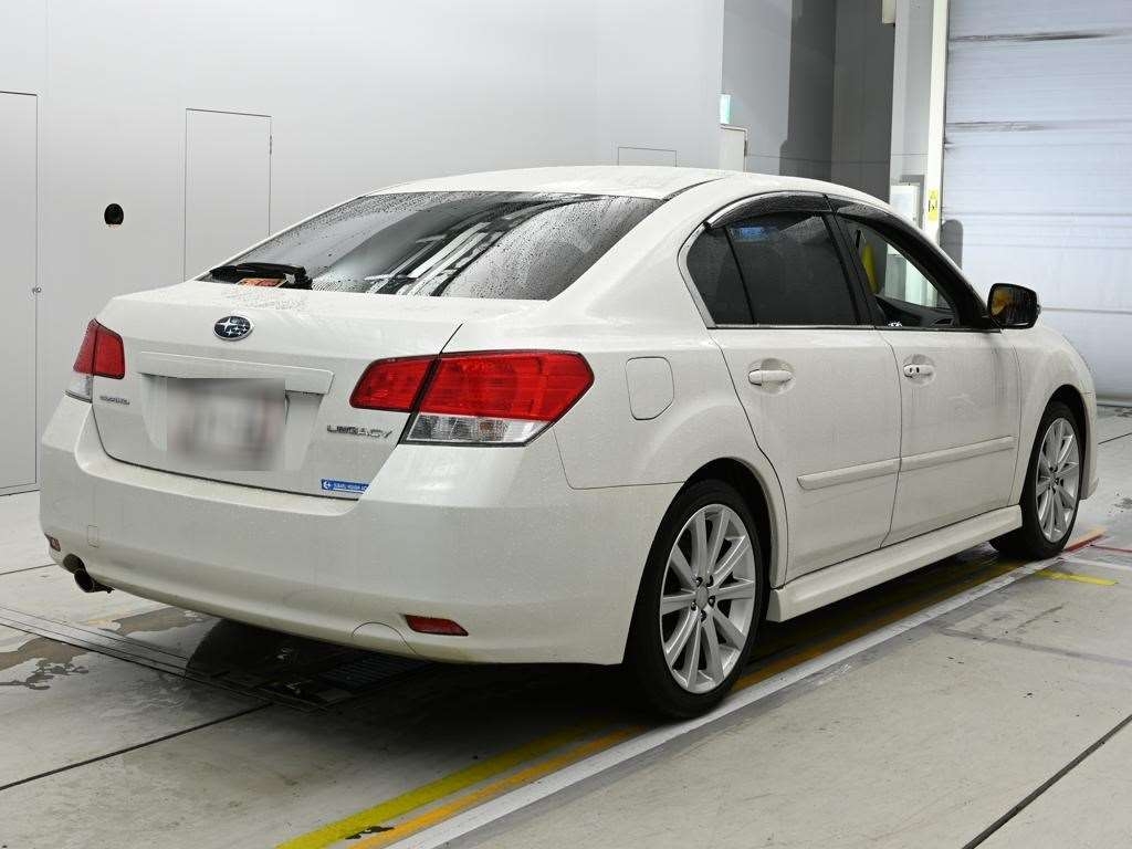 SUBARU LEGACY B4