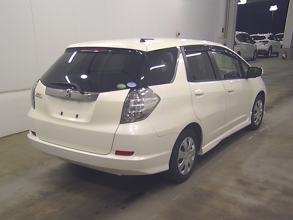 HONDA FIT SHUTTLE