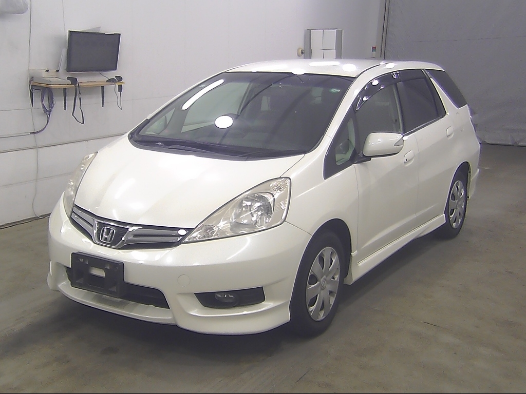 HONDA FIT SHUTTLE