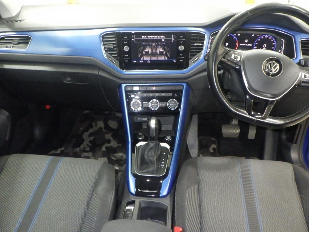VOLKSWAGEN T-ROC