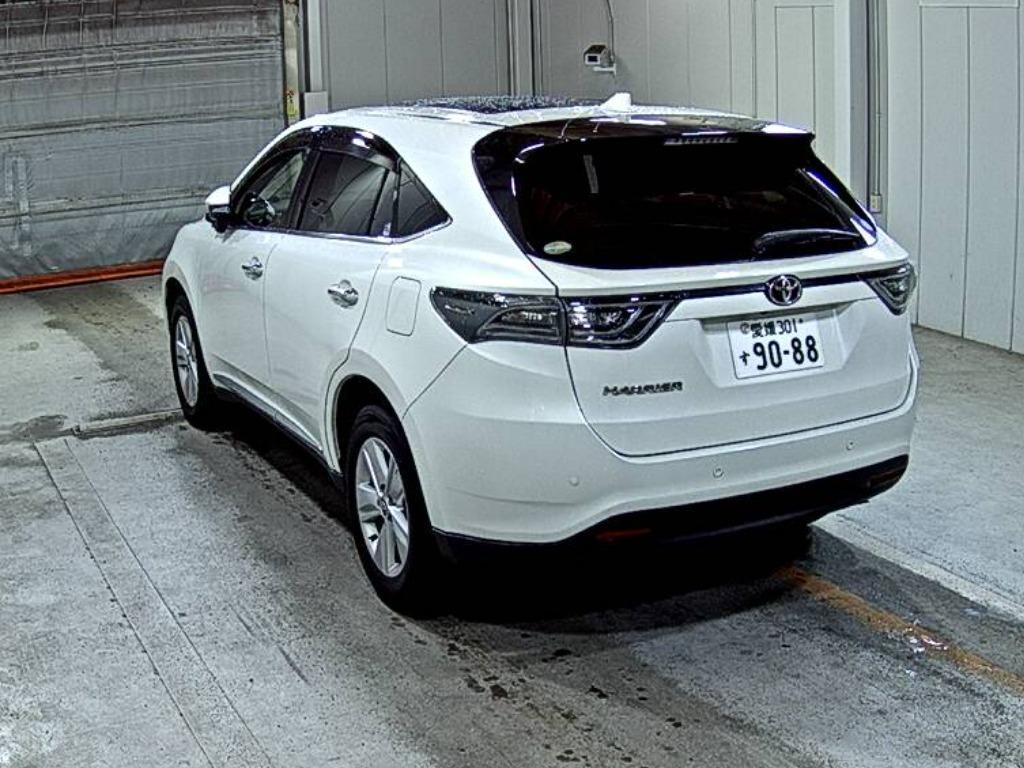 TOYOTA HARRIER