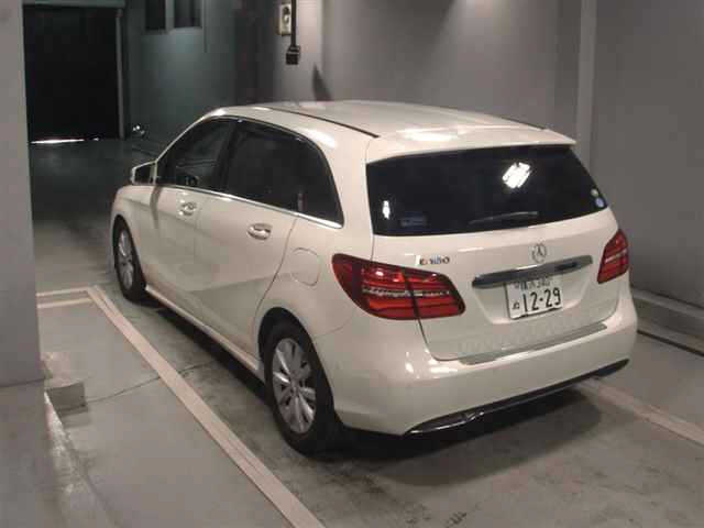 MERCEDES-BENZ B-CLASS