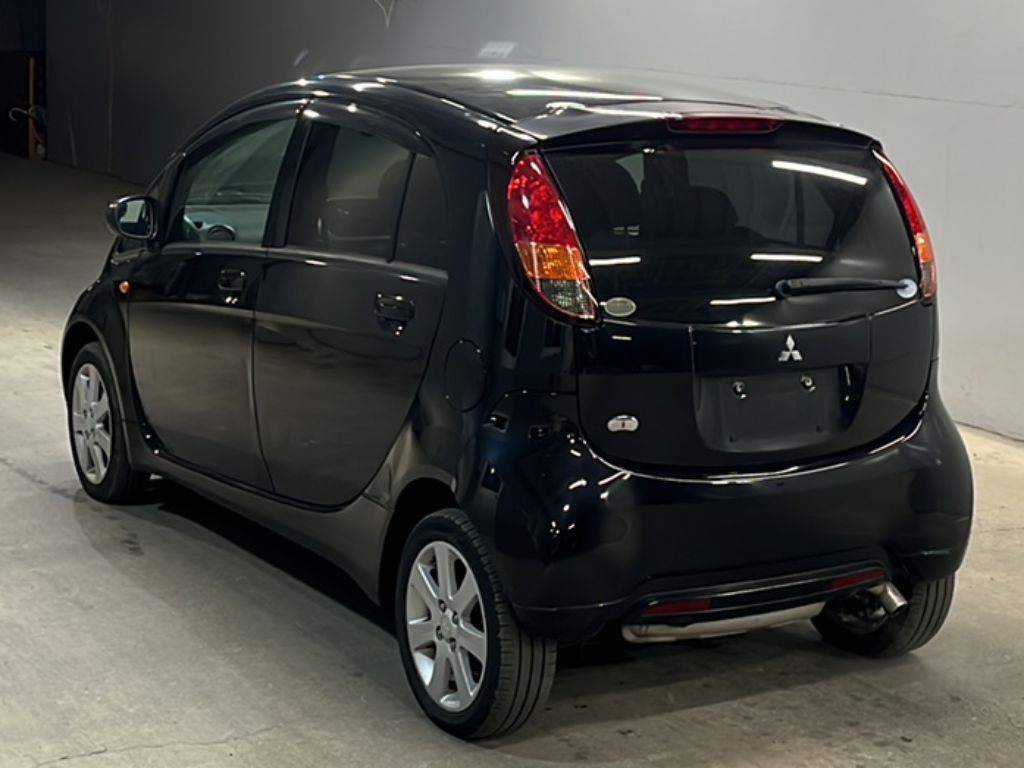 MITSUBISHI I