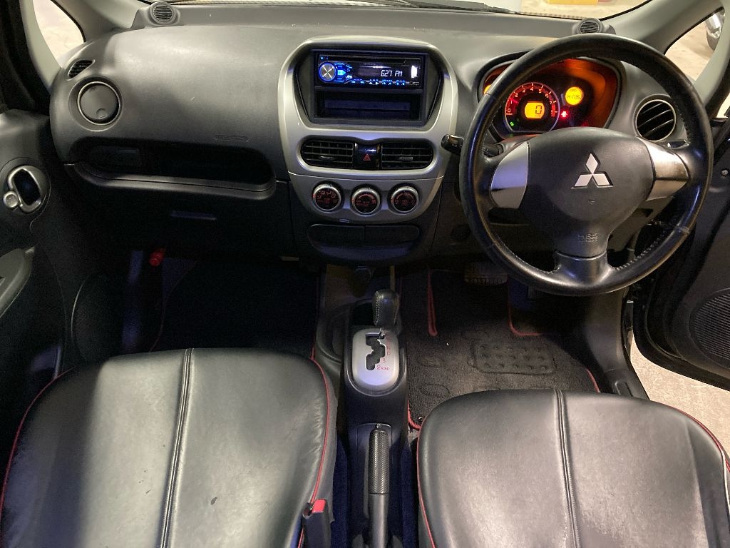 MITSUBISHI I