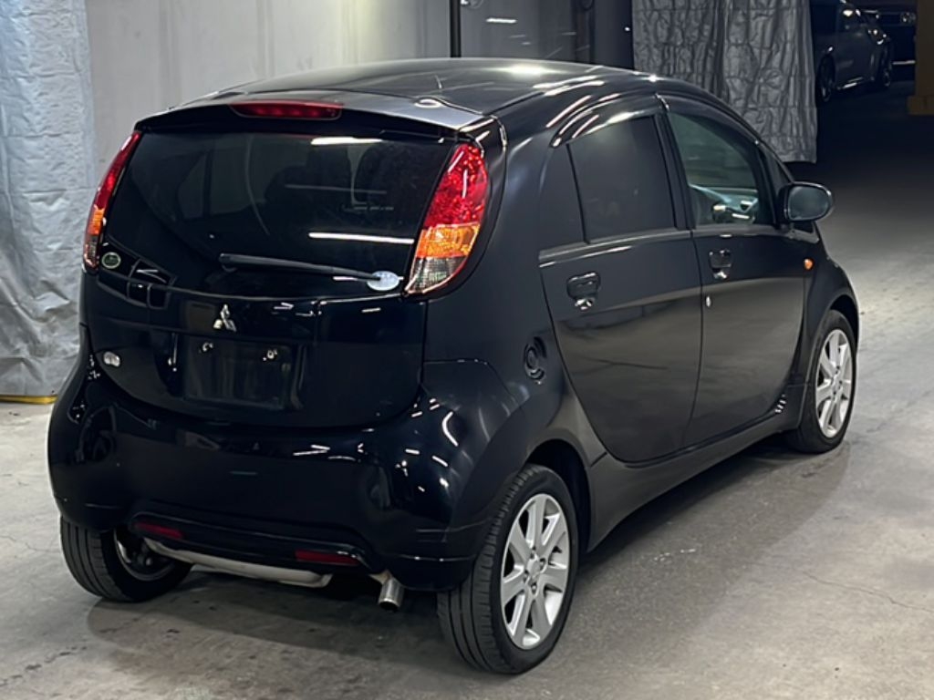 MITSUBISHI I