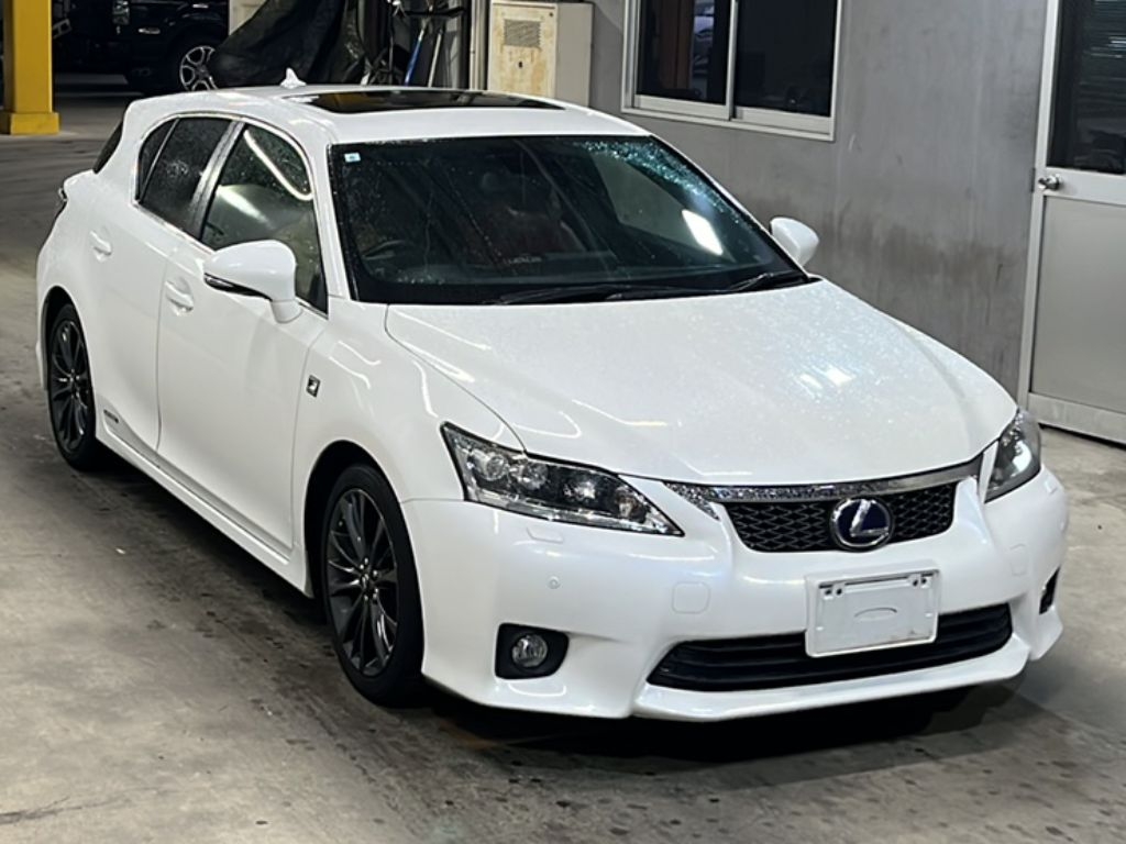 LEXUS CT200H