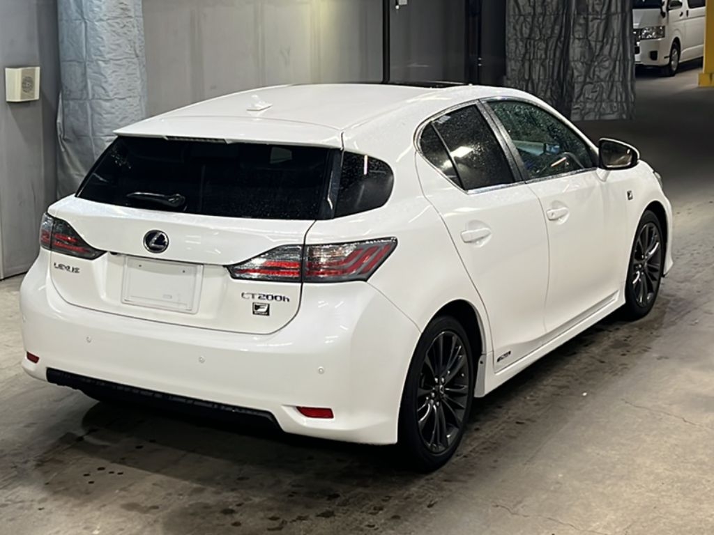 LEXUS CT200H