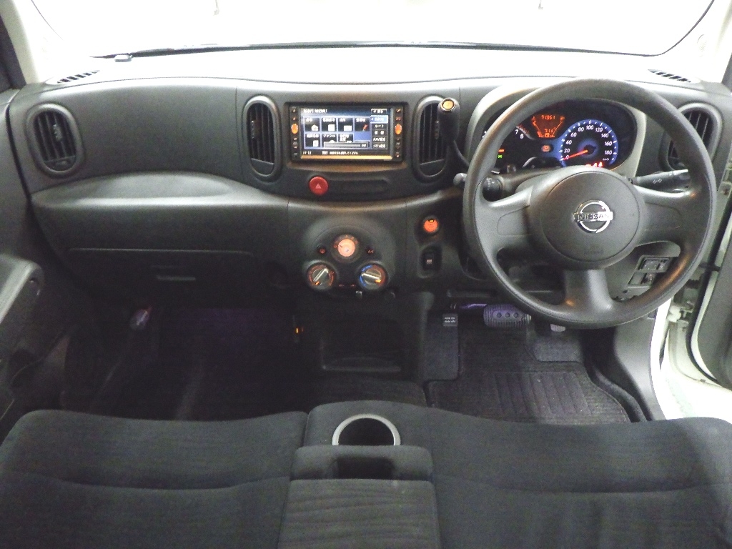 NISSAN CUBE