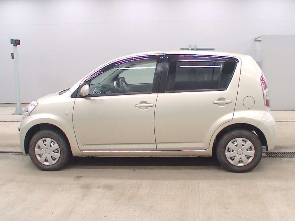 DAIHATSU BOON