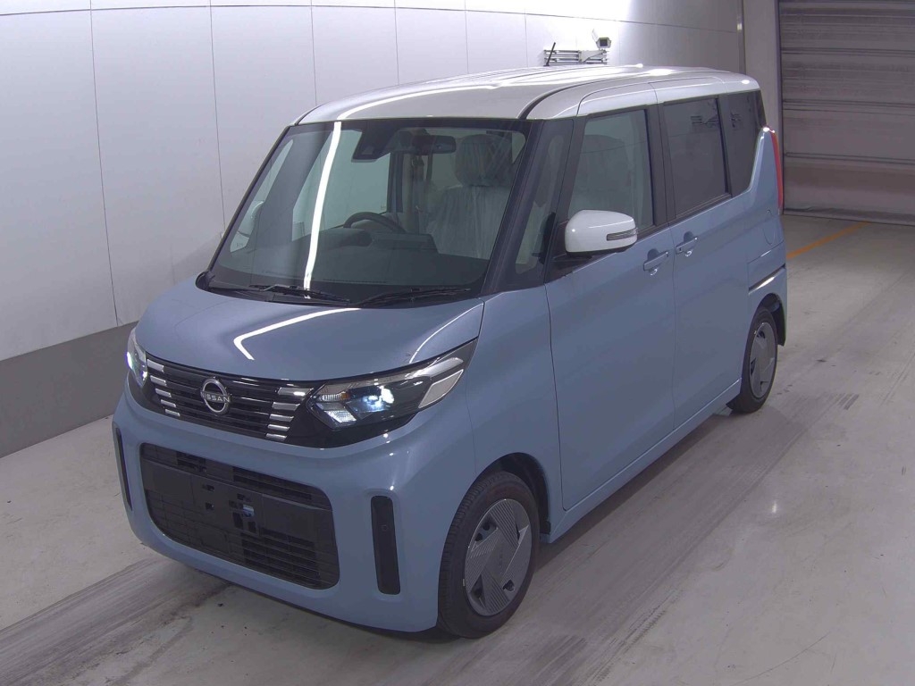 NISSAN ROOX