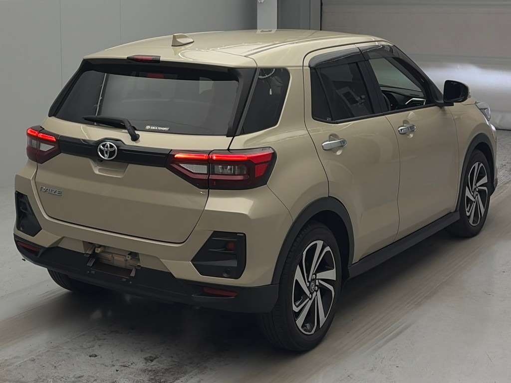 TOYOTA RAIZE