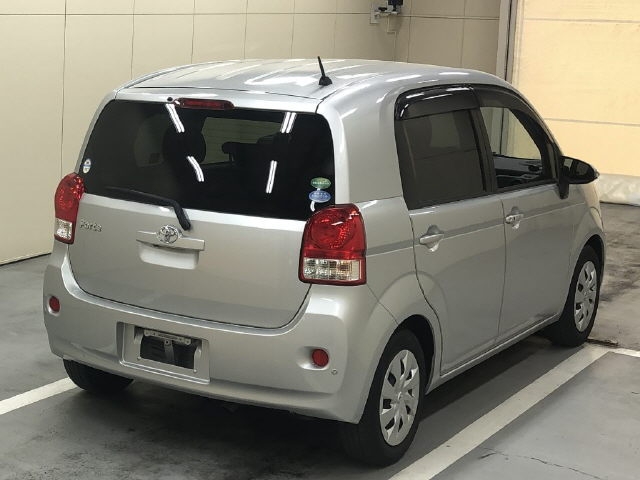 TOYOTA PORTE
