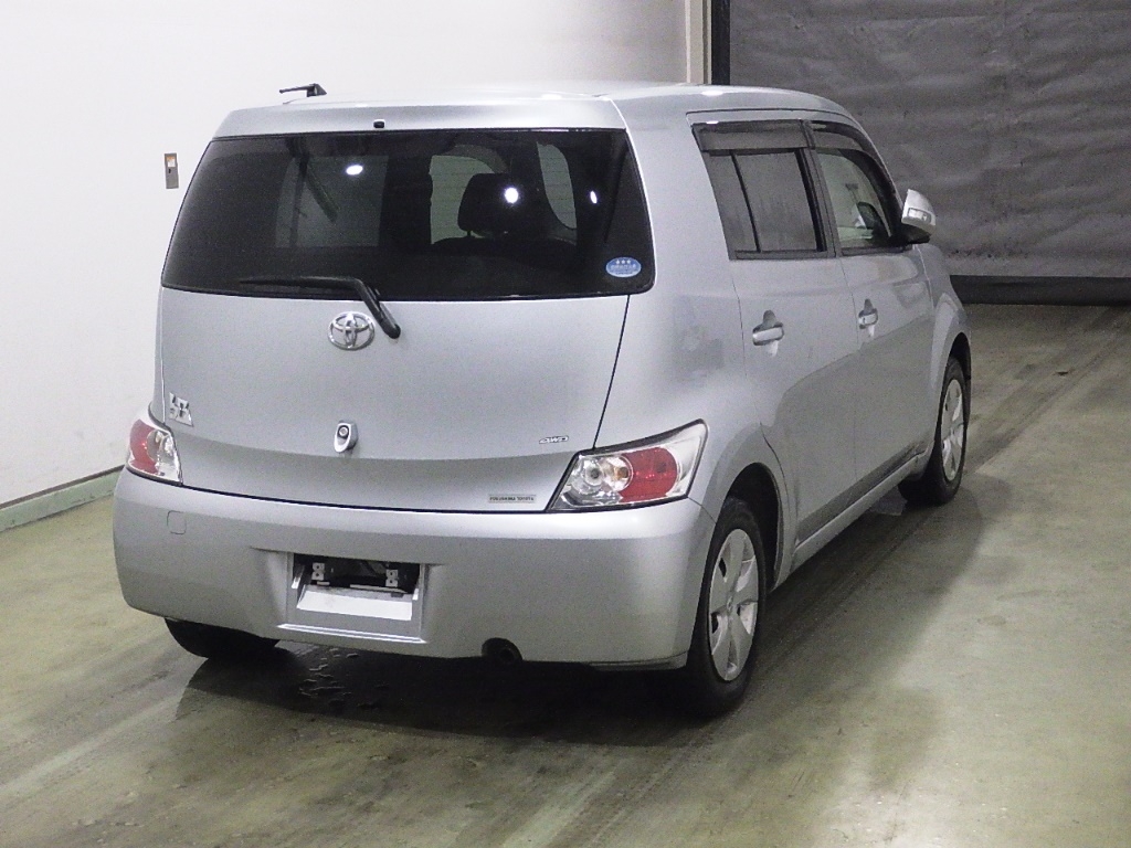 TOYOTA BB