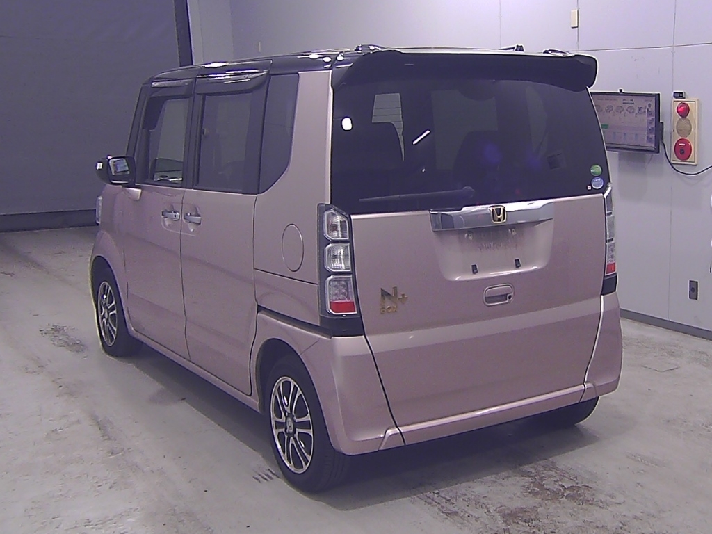 HONDA N-BOX+