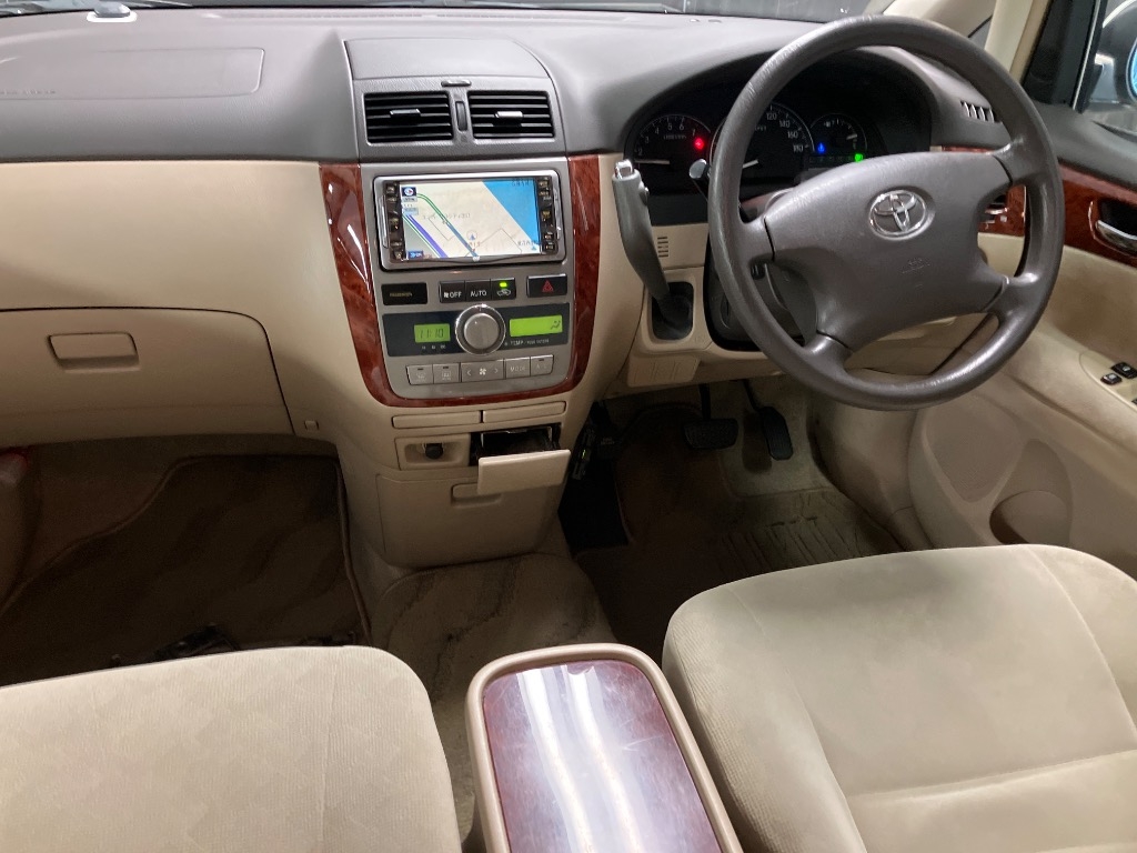 TOYOTA IPSUM