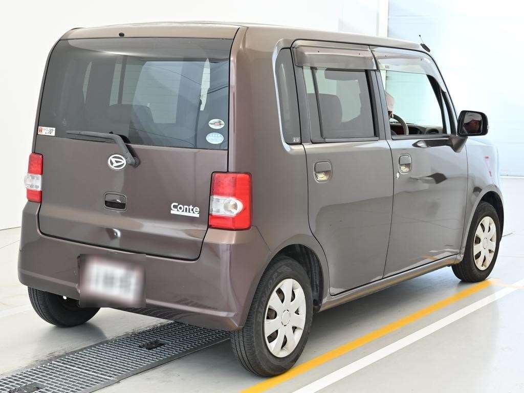 DAIHATSU MOVE CONTE