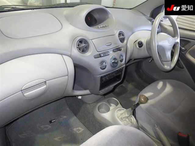 TOYOTA PLATZ