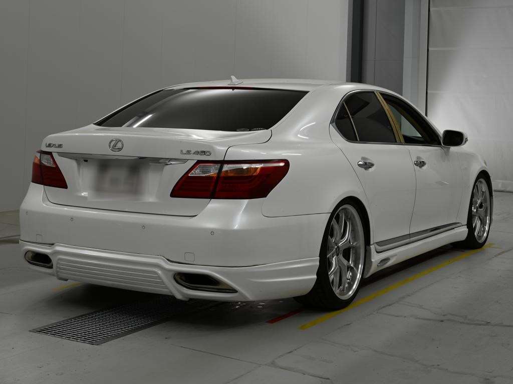 LEXUS LS460