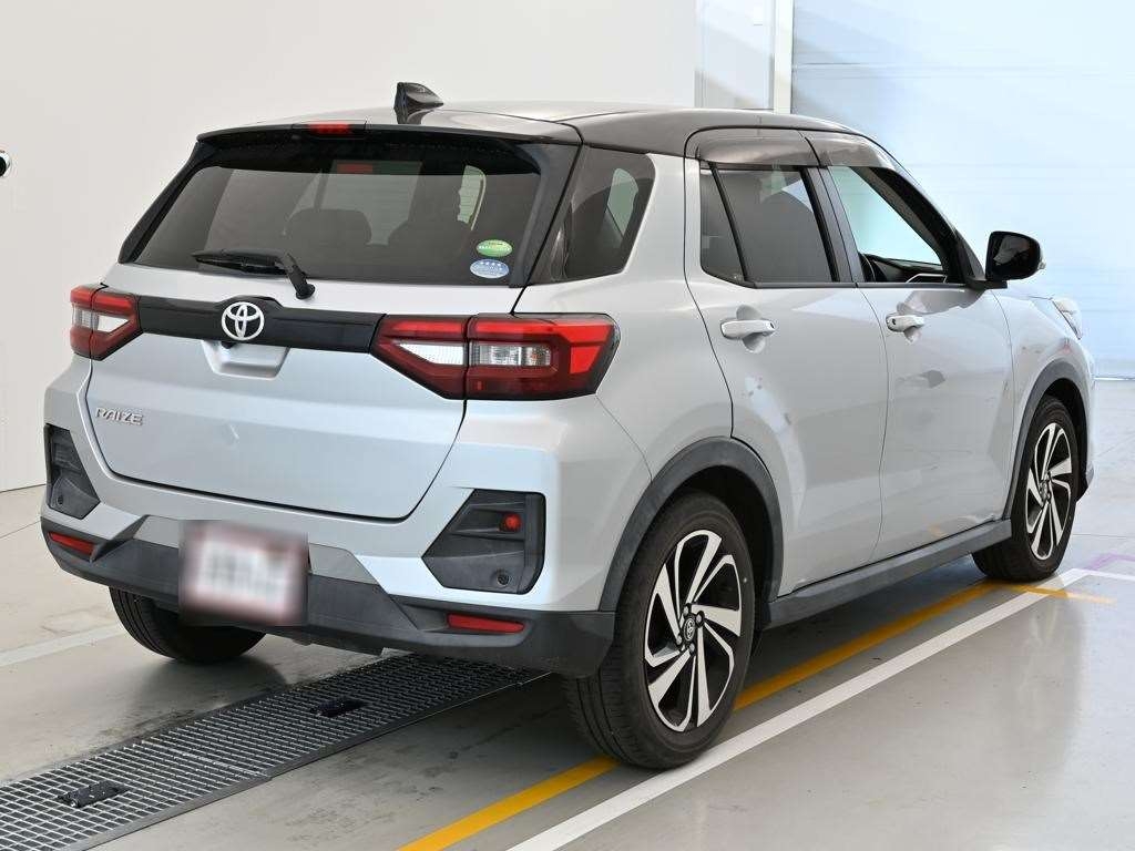 TOYOTA RAIZE