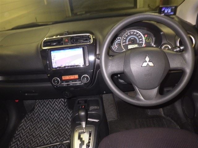 MITSUBISHI MIRAGE