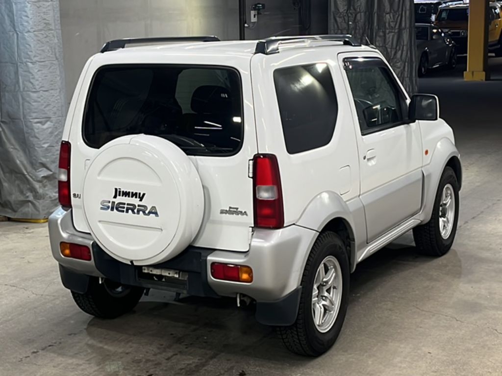 SUZUKI JIMNY SIERRA