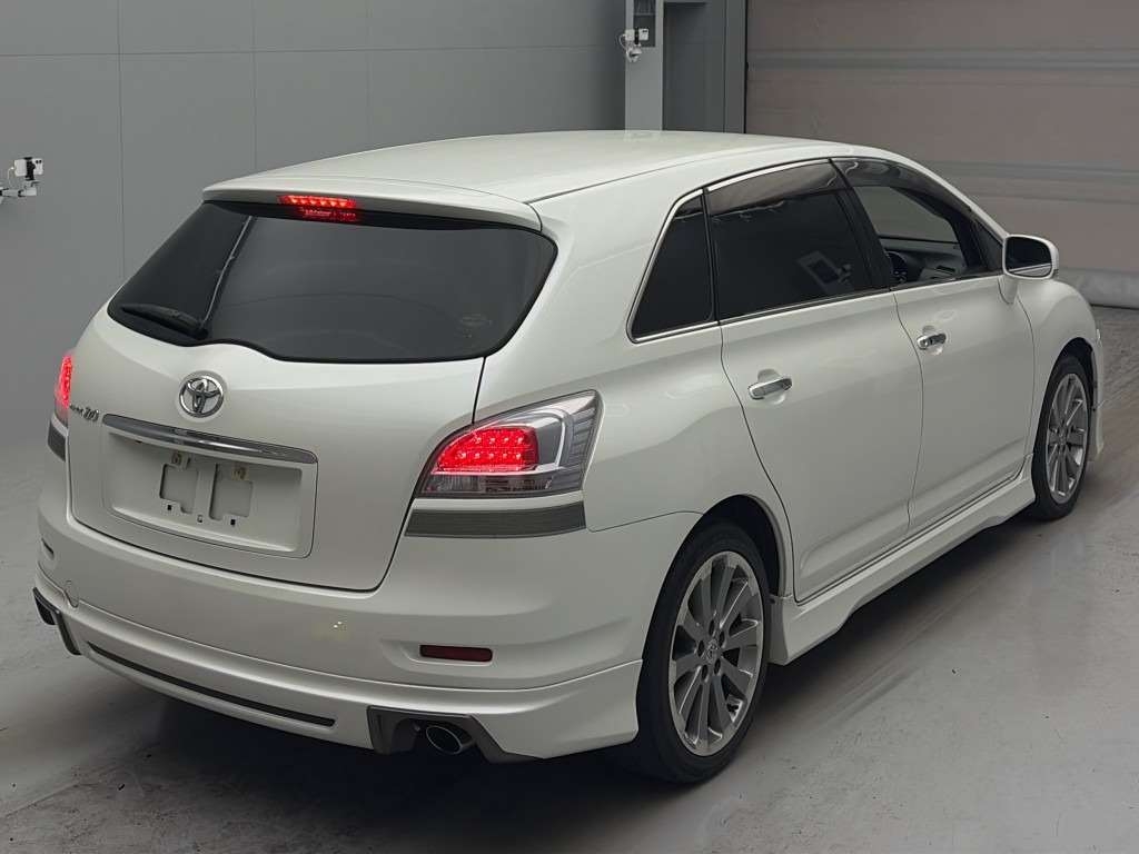 TOYOTA MARK X ZIO