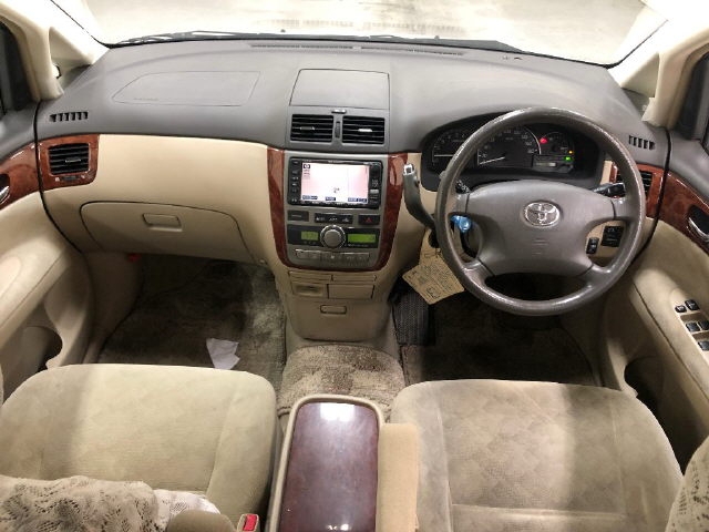TOYOTA IPSUM