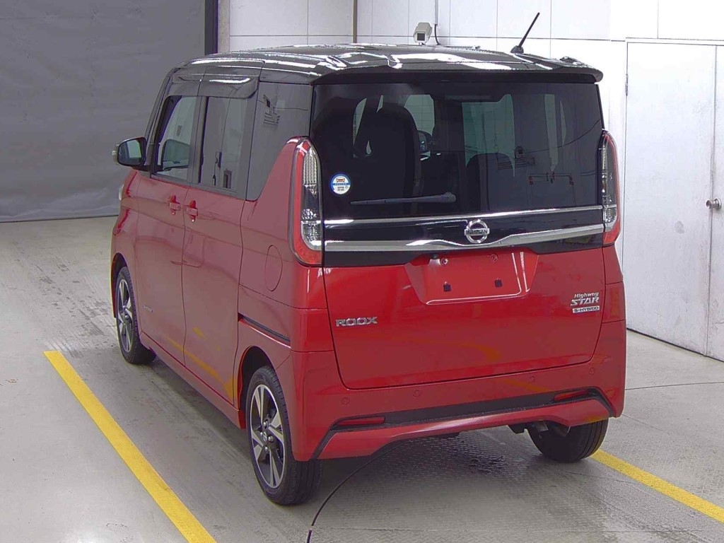 NISSAN ROOX