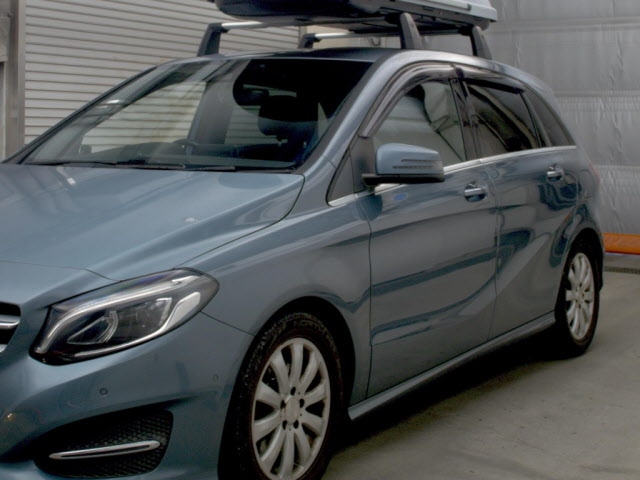 MERCEDES-BENZ B-CLASS