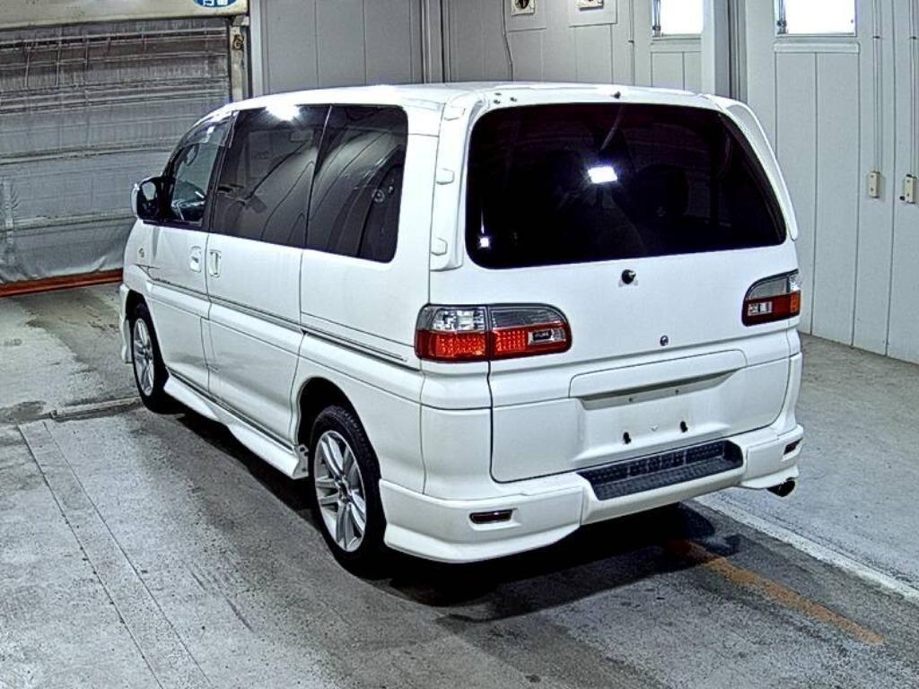 MITSUBISHI DELICA